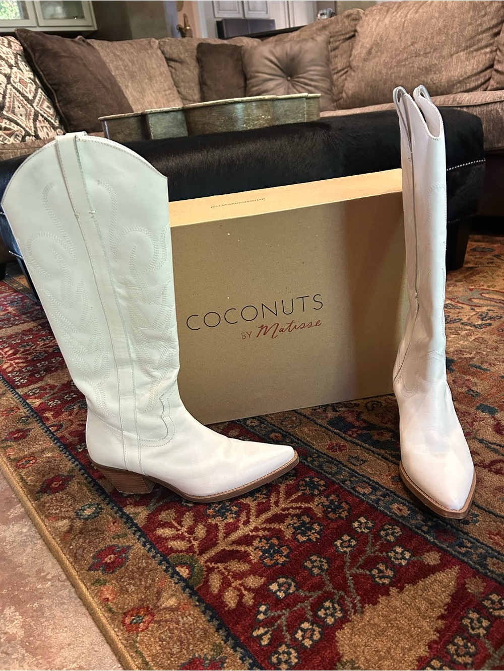 Coconuts by Matisse White Pointed-Toe Western Knee Boots